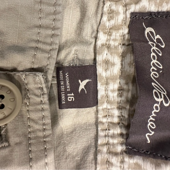 6 Women’s Bermuda Shorts - Picture 14 of 15